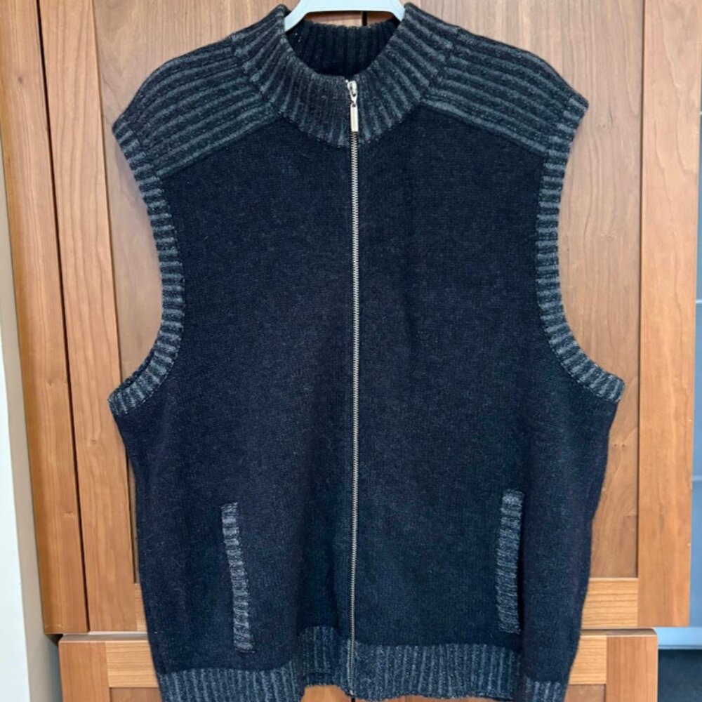 MerinoMink charcoal and lighter grey zip-front vest XL